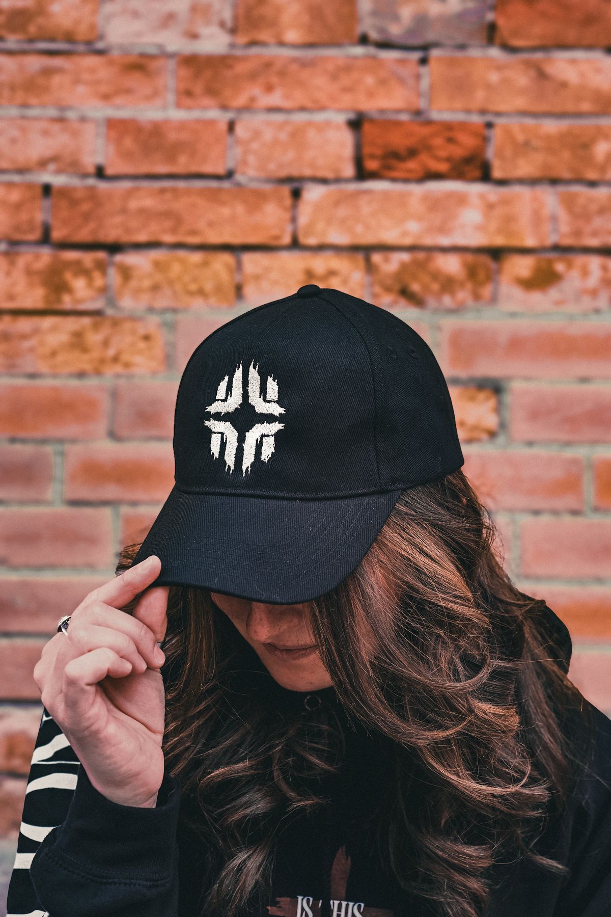 LOGO CAP
