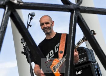 Courtesy of Ian Brown (Fylde Coast Gig Photography)
