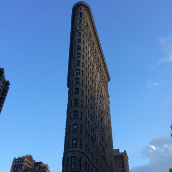 Thin Building
