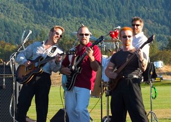 Rockafellers - Concerts on the Green Issaquah
