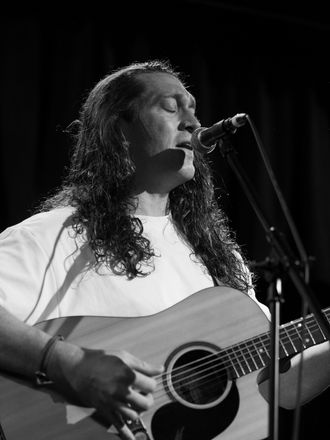 matthew james alt indie pop artist hamilton ontario canada australian singer songwriter black and white
