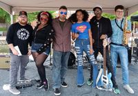 KNIKA & The Upstarters