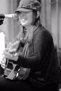 Laura Moe w/Larry Carpenter