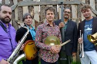 OKAKU band 
