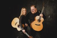 Don Ross and Julie Malía