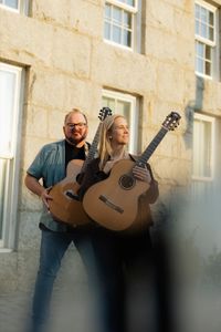 Don Ross and Julie Malía
