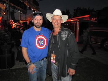 Pete Hunt Opens up for Mark Wills
Nov. 2013
