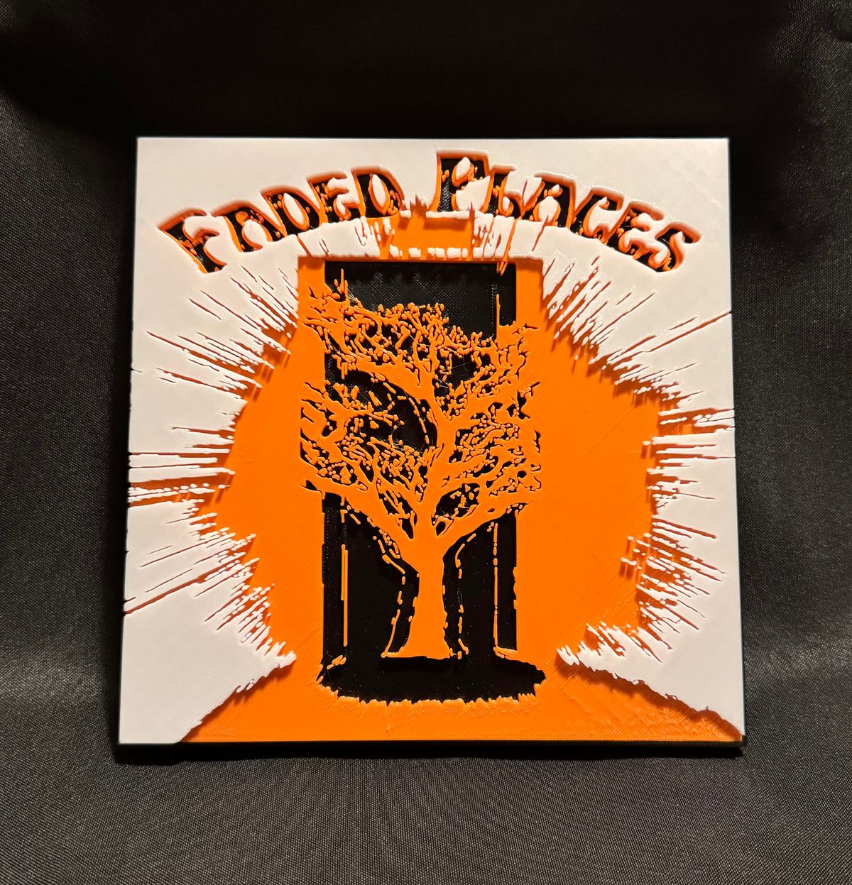 Vinyl + 3D printed wall hanging